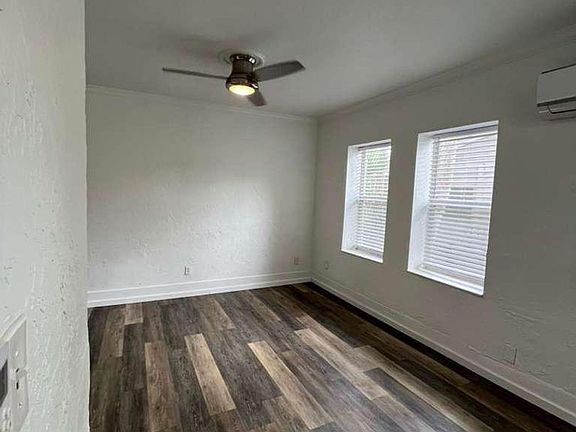 5th image of 615 Woodlawn Blvd #8