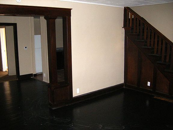 5th image of 3419 E 7th St