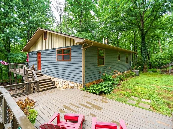 5th image of 367 Virginia Dr