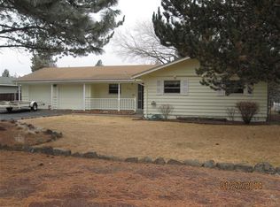 1703 SW 25th St, Redmond, OR 97756