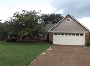 6655 Sunrise Ridge Cir, Memphis, TN 38135