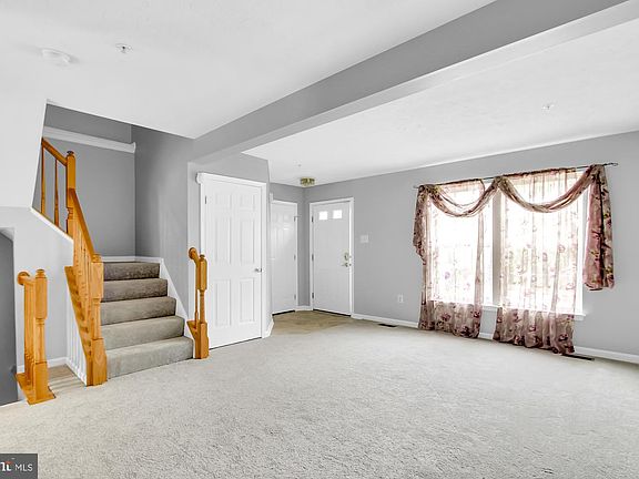 3rd image of 529 Cider Press Ct Unit 9
