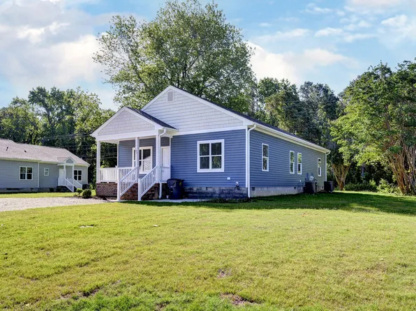 102 Magruder Ave, Williamsburg, VA 23185