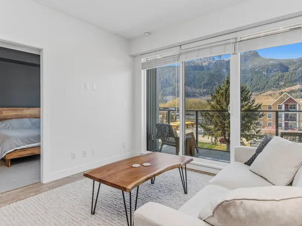 37881 Cleveland Ave #417, Squamish, BC V8B 0Z7