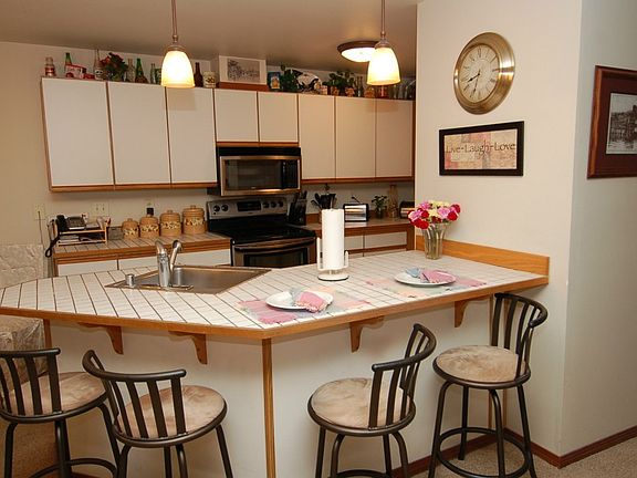 4th image of 430 4th Ave #430