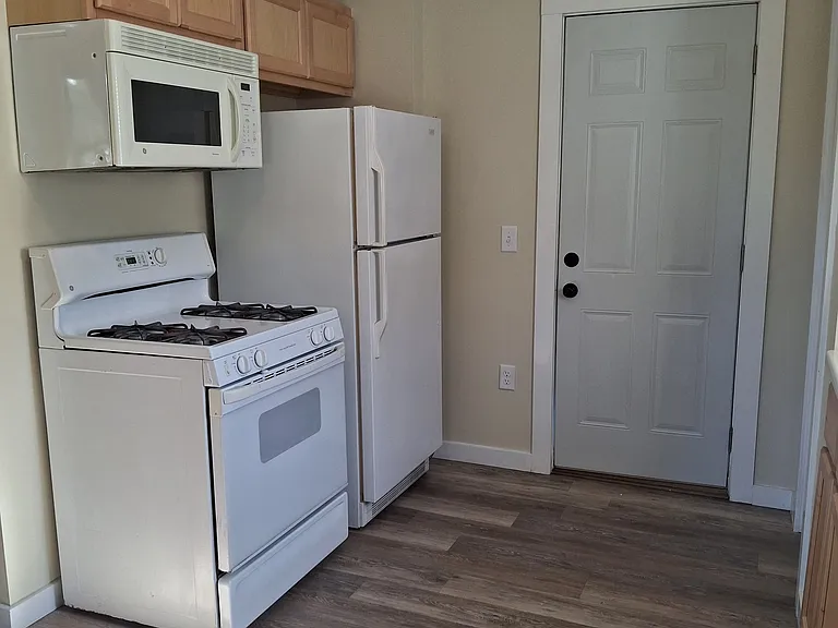 265 James St #3 — Photo 13
