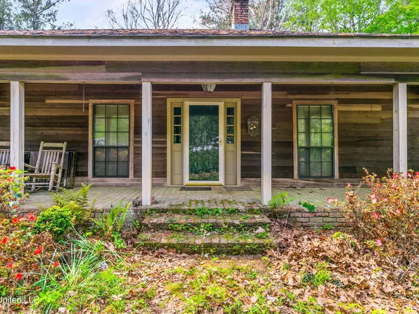 1249 Jackson Liberty Dr NW, Brookhaven, MS 39601