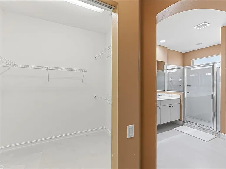 800 Carrick Bend Cir — Photo 19