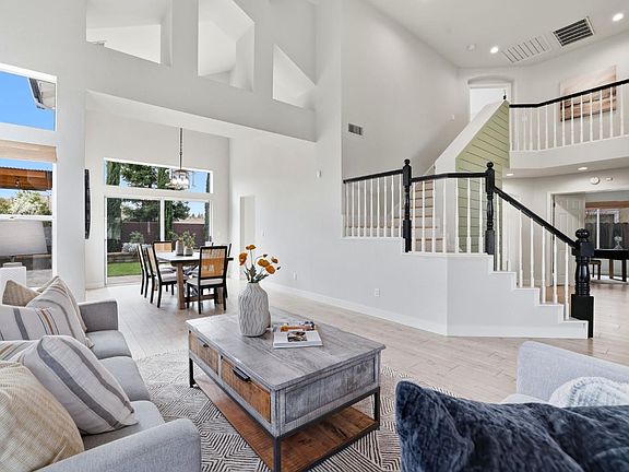 5th image of 3110 Strand Rd