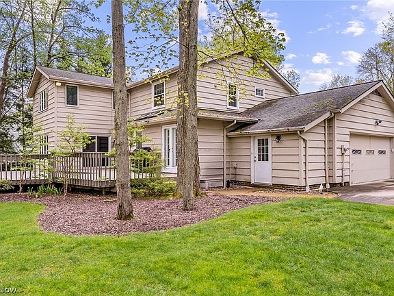 3rd image of 6439 Creekside Trl