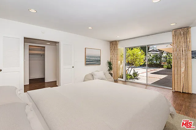3318 Dona Maria Dr — Photo 10