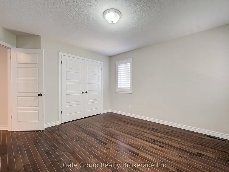 151 Norwich Ave — Photo 34