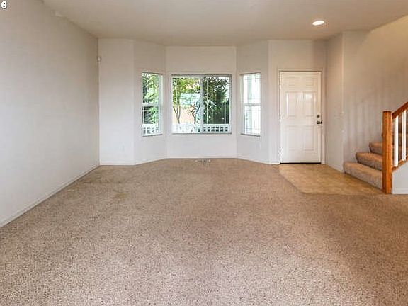 3rd image of 12704 NE 52nd Cir