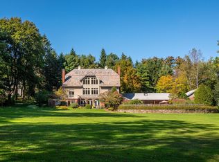 234 Kemble St, Lenox, MA 01240