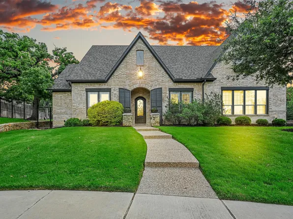 450 Settlers Ridge Dr, Keller, TX 76248