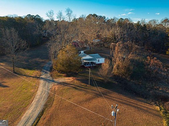 2nd image of 873 Long Rd
