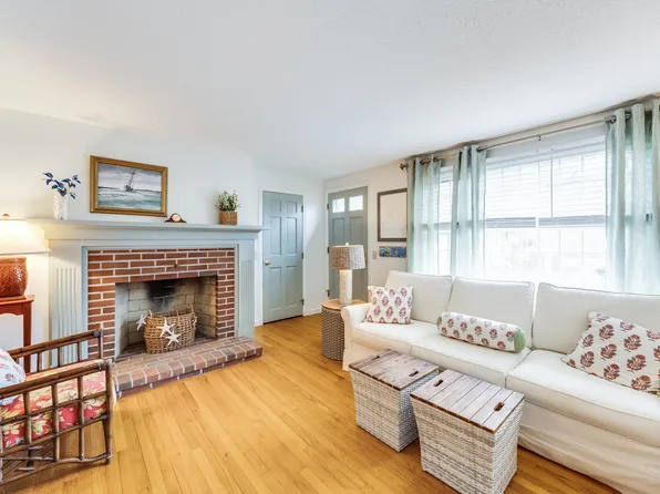 113 Signal Hill Drive, Dennis, MA 02638