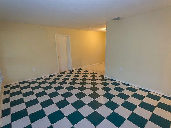 2nd image of 452 Tuskegee Dr
