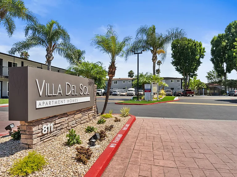 Villa Del Sol Apartments — Photo 33