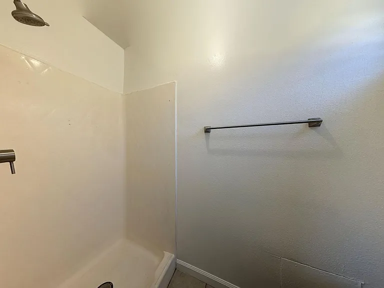 11231 Reddiford Ct — Photo 21