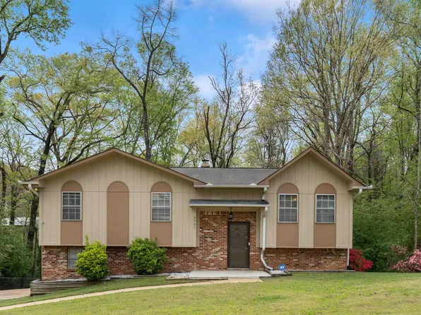 3901 Debby Dr, Adamsville, AL 35005