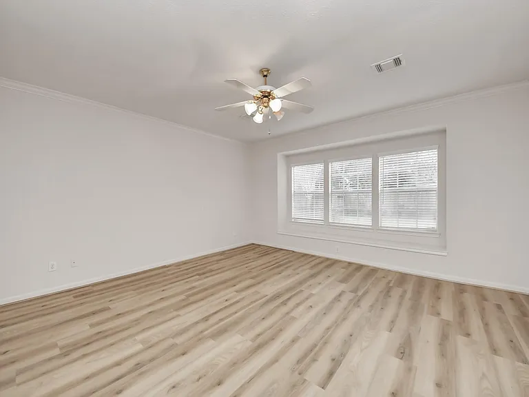 4418 Bermuda Dr — Photo 12