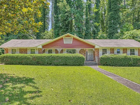 3808 King Henry Rd SW, Atlanta, GA 30331