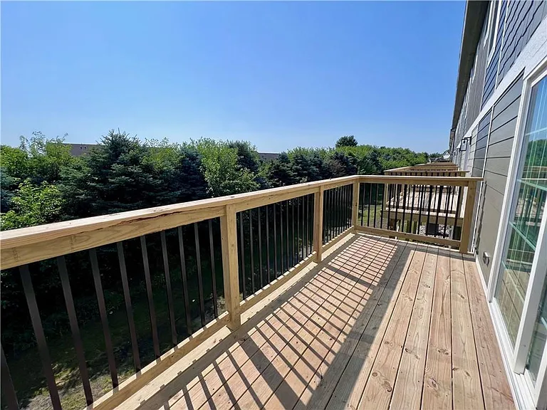 Walnut Crest Townhomes - BRAND NEW — Photo 13