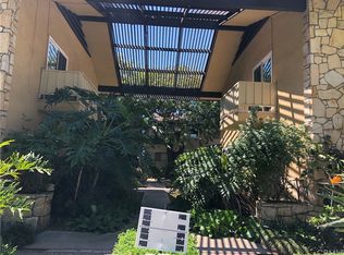 385 Cliff Dr APT 10, Pasadena, CA 91107