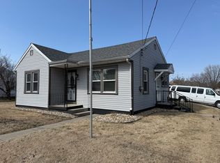 803 S 15th St, Vincennes, IN 47591