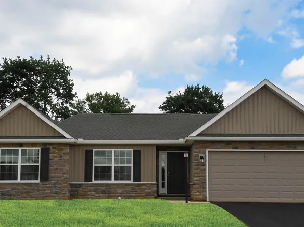 213 Gardenia Ln Lot 30, Lebanon, PA 17042