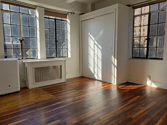 Rented by Metropolitan Property Group | media 20