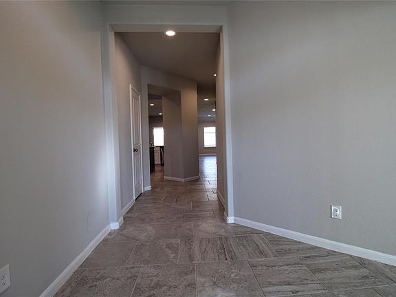 3rd image of 12615 Amaurot Ln