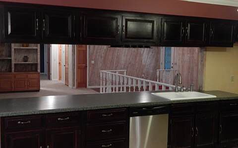 3rd image of 521 NW Clubview Cir
