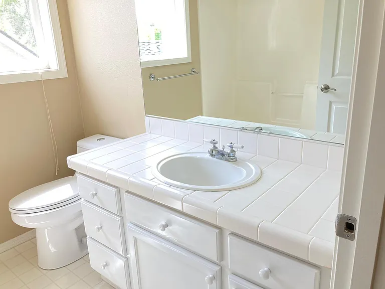 4979 Bilford Ln — Photo 11