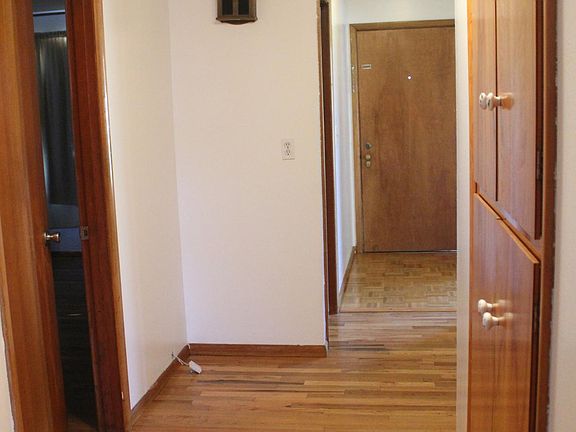 3rd image of 7501 47th Ave NE