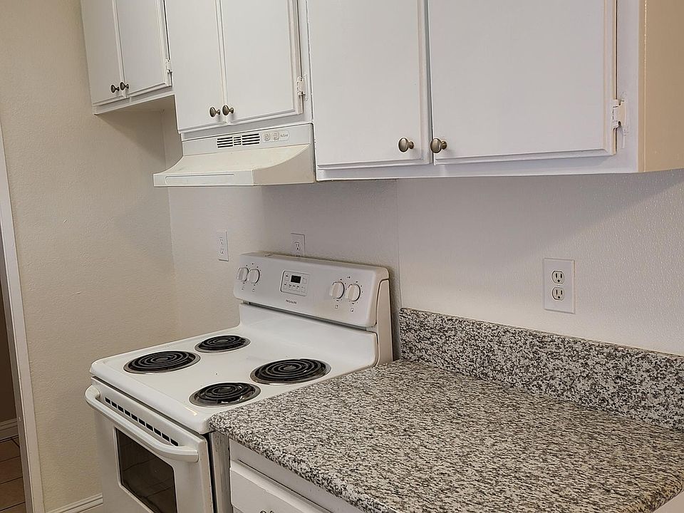 2nd image of 9075 Cedros Ave #29