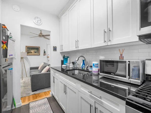 71-11 Yellowstone Boulevard image 14 of 14