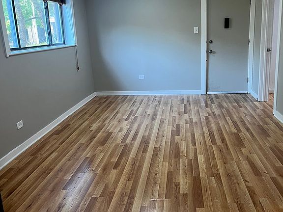 2nd image of 1037 W Polk St #1R