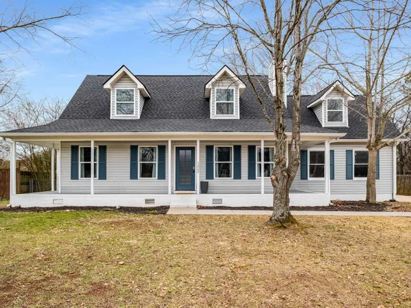 1322 Sycamore Dr, Murfreesboro, TN 37128