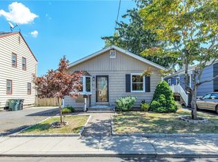 57 Coolridge Rd, Milford, CT 06460