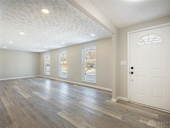 4th image of 5260 Beechview Dr