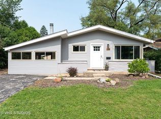 334 Chipili Dr, Northbrook, IL 60062