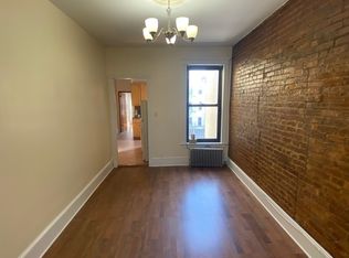 25-47 35th St #3B, Astoria, NY 11103