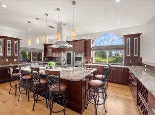 4800 Runway Dr, Fair Oaks, CA 95628