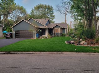 7162 Peterson Trl, Centerville, MN 55038