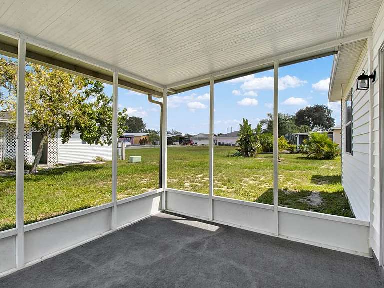 4241 Alamanda Blvd — Photo 28