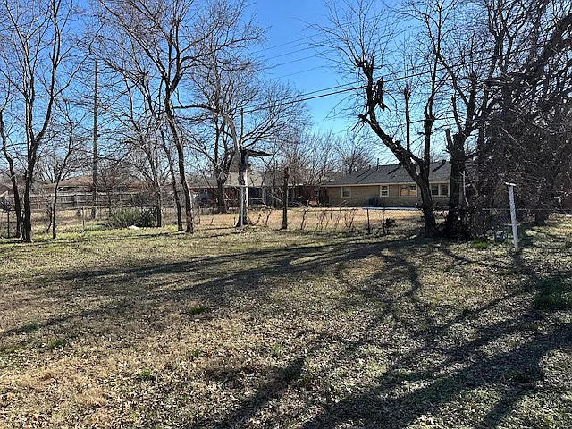 1104 W Robinson St — Photo 13