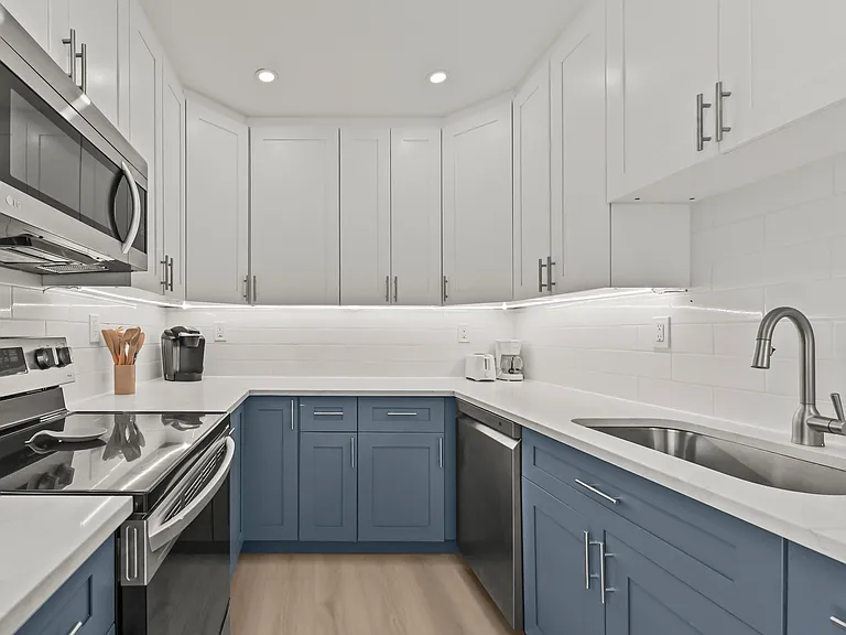 3400 Parker Ave — Photo 13