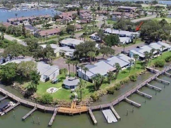 42 Jacaranda Cay Ct, New Smyrna Beach, FL 32169